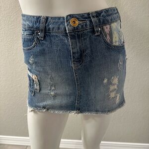 Forever 21 Size Small Denim Distressed Mini Skirt with Aztec Print